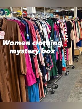 Women's Resale Liquidation Clothing Mystery Box Mixed Sizes Boutique Lot of 80